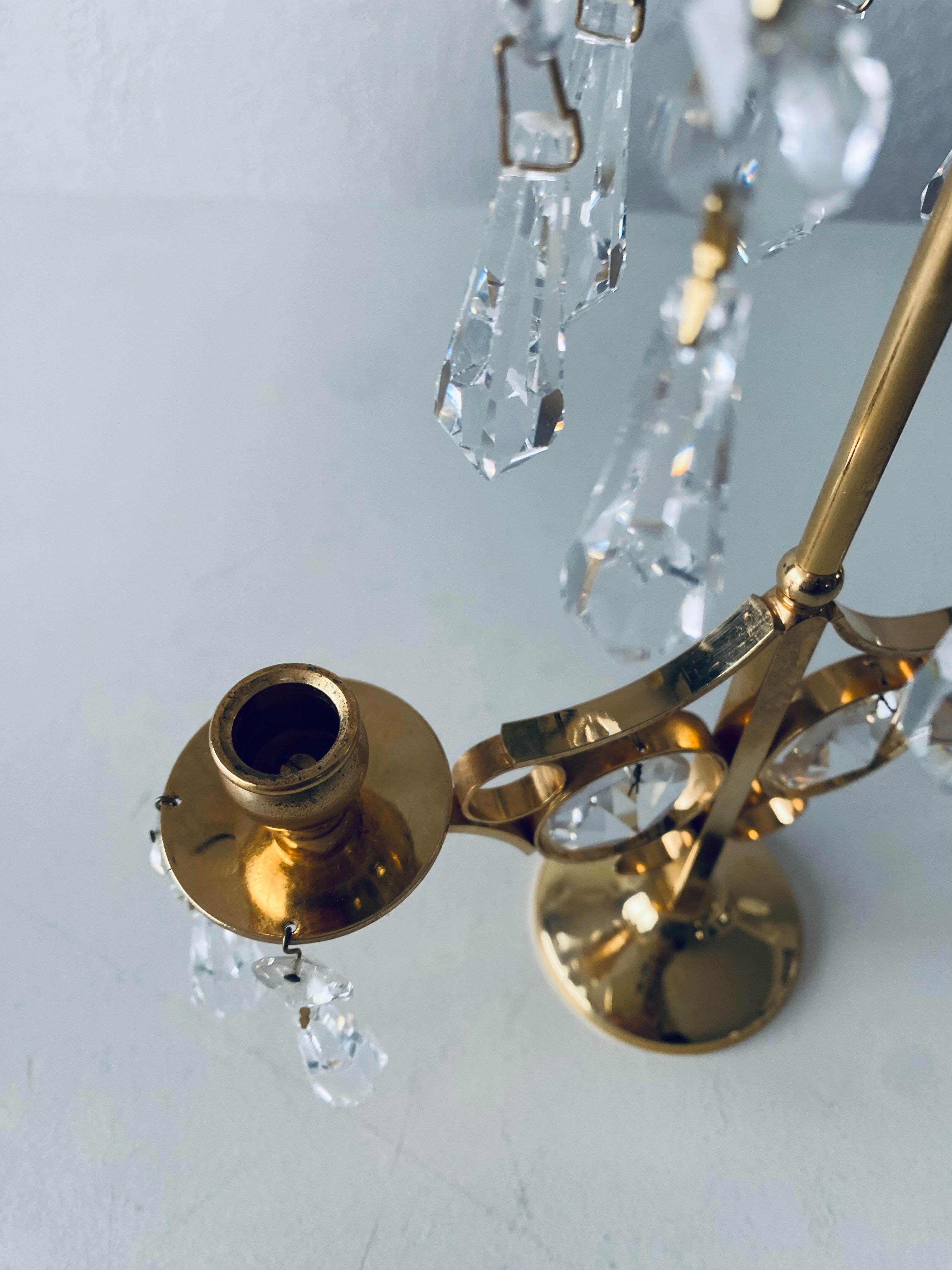 Candle holder with tassels