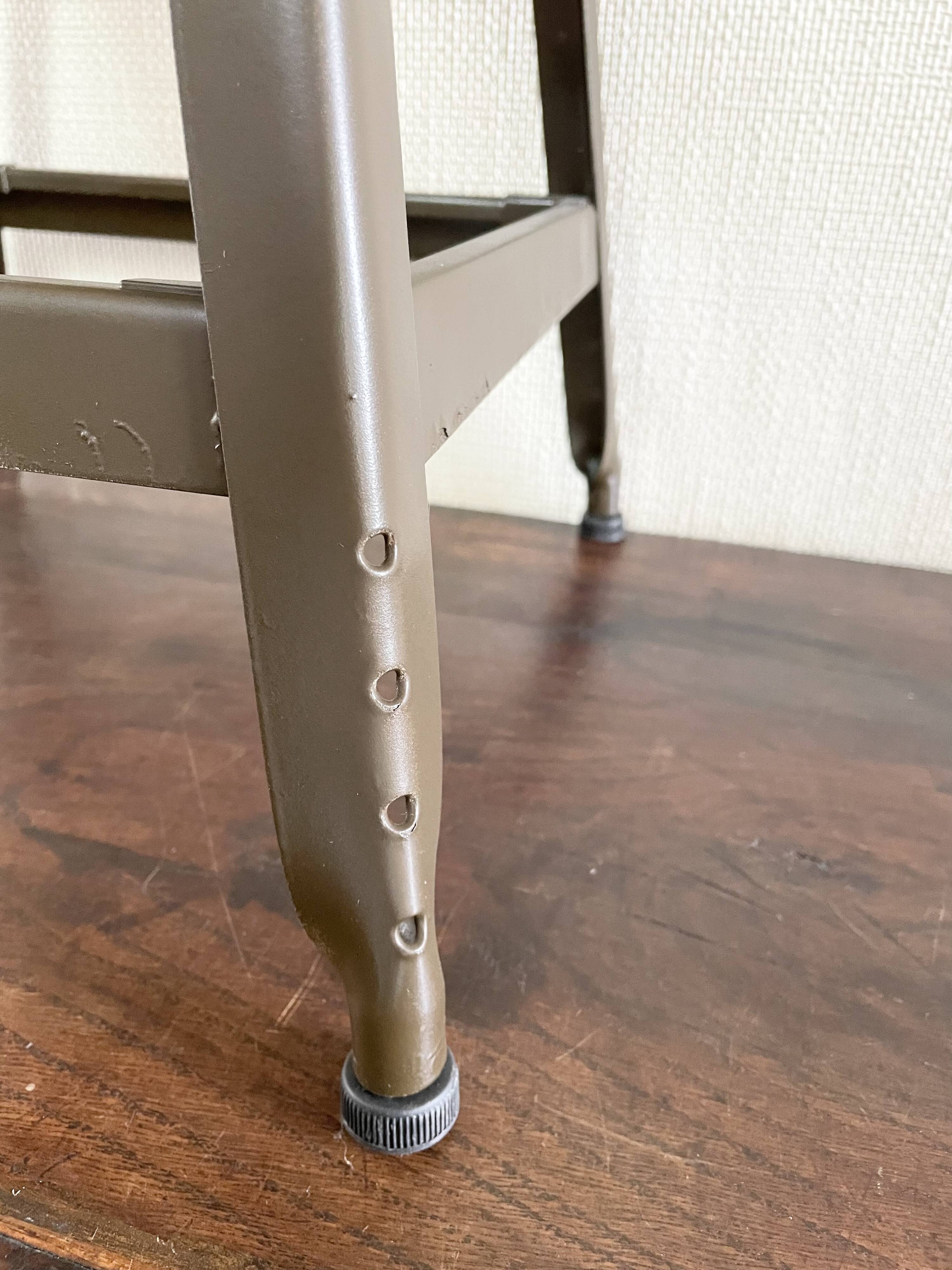 Tabouret métal