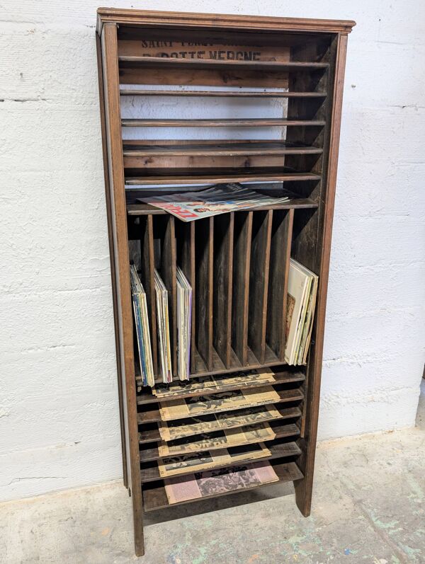 Meuble à vinyles vintage