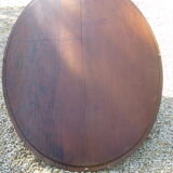 Oval mirror edge marked