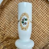Vase verre opalin blanc