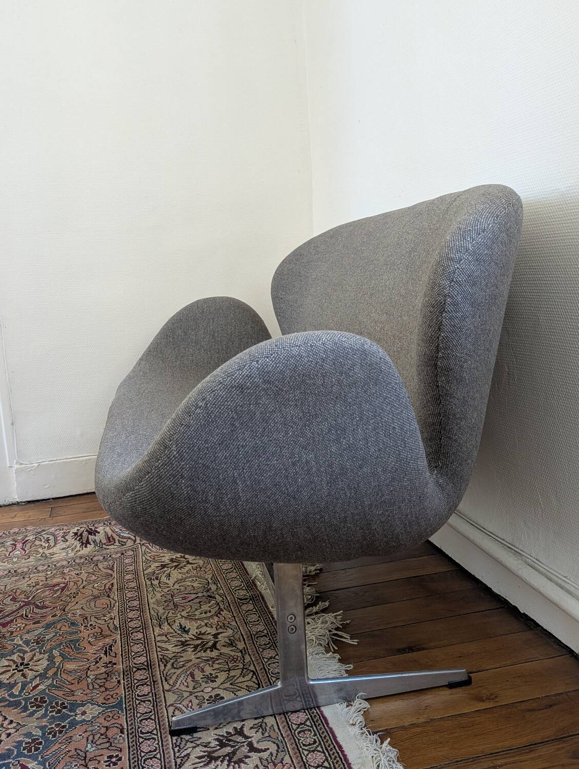 Swan Sofa - Swan