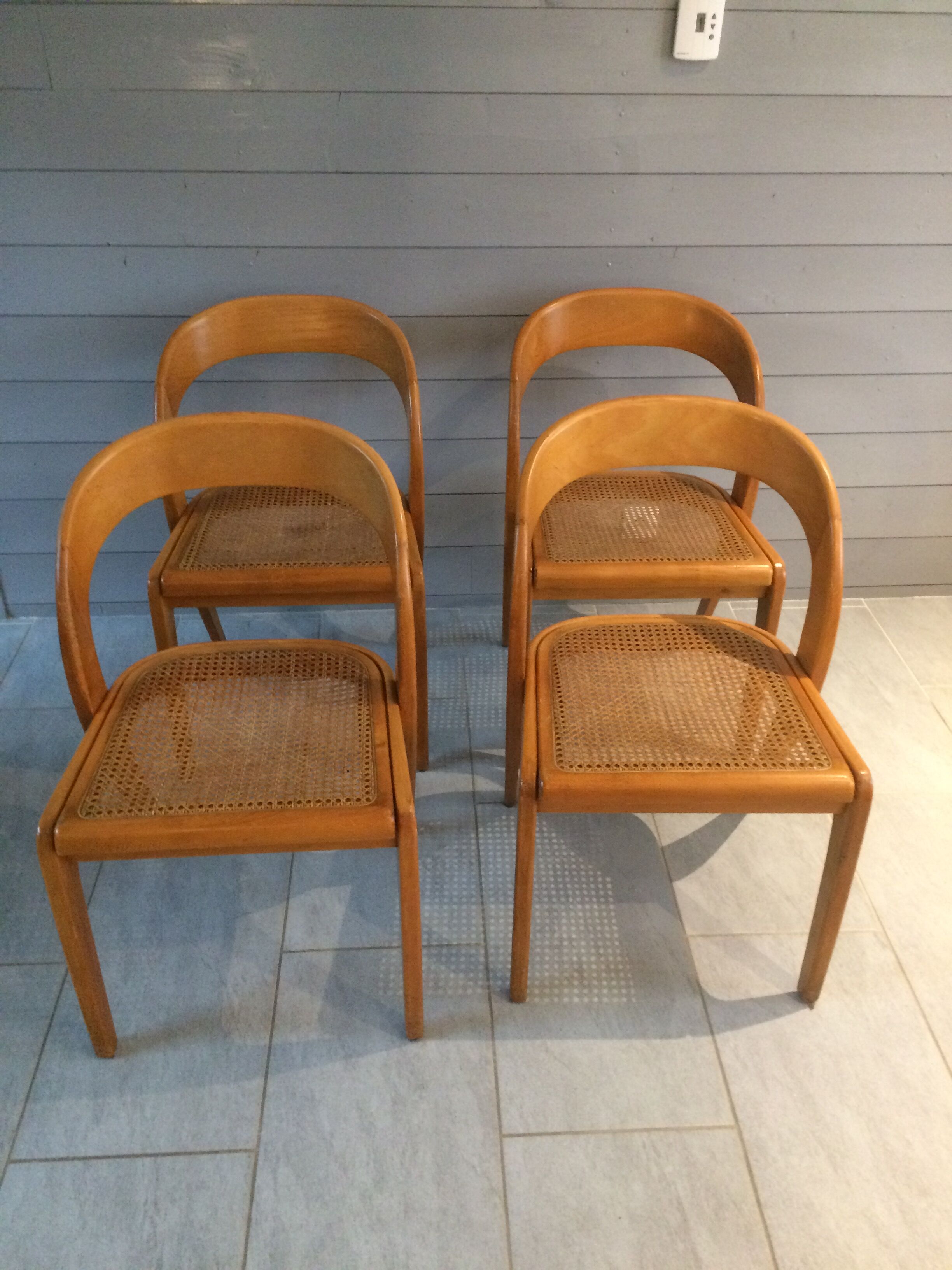 Set of 4 chairs tonneaux cannees