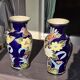 Paire de vases Dien Thao bleu cobalt, 20ème siècle