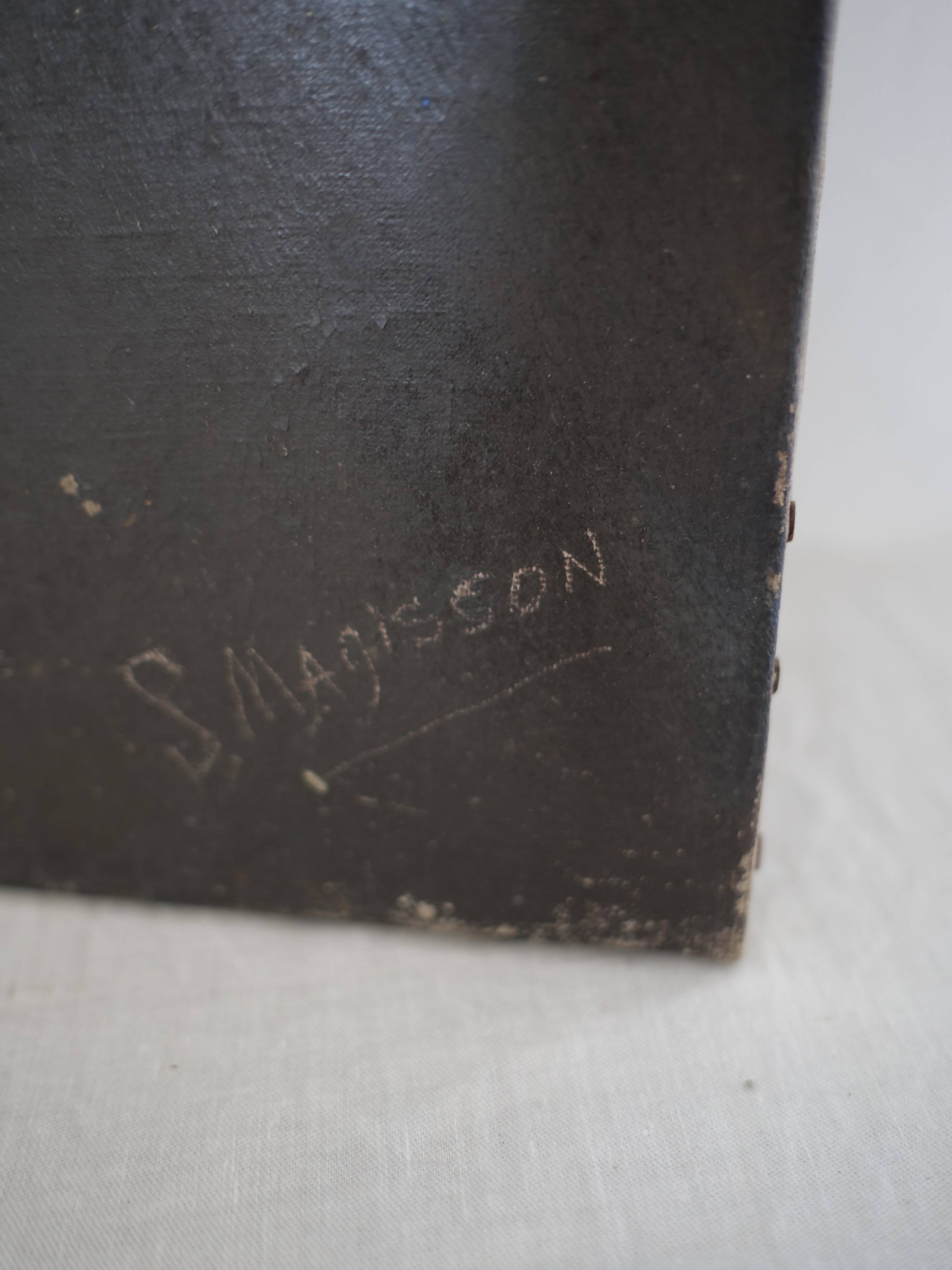 Portrait Oil on canvas Modern spirit signed Magisson 1930