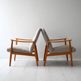 Pair of Scandinavian Mid-Century Oak Armchairs