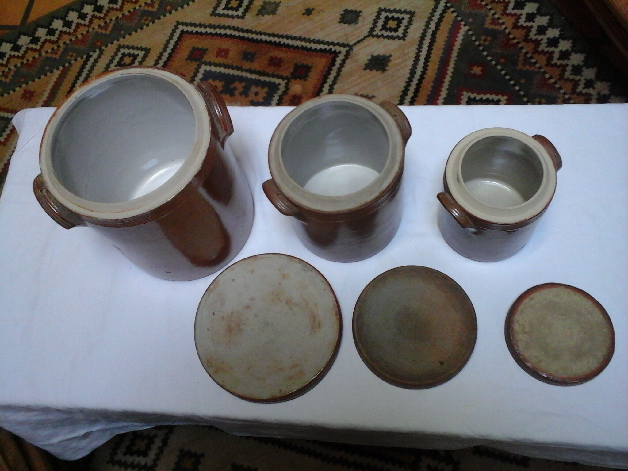 Série de 3 pots en grès