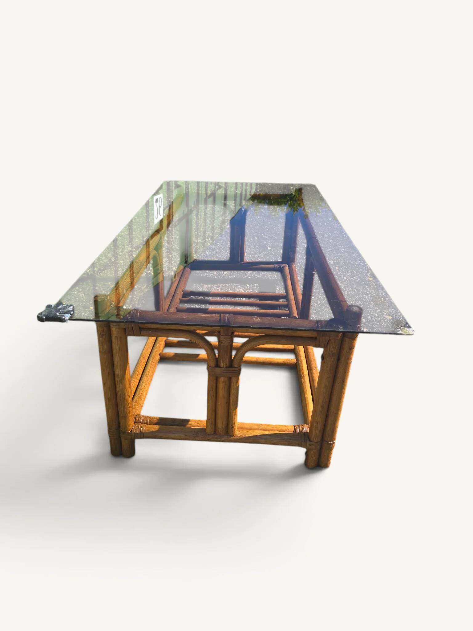 Table basse vintage rotin bambou et verre fumé
