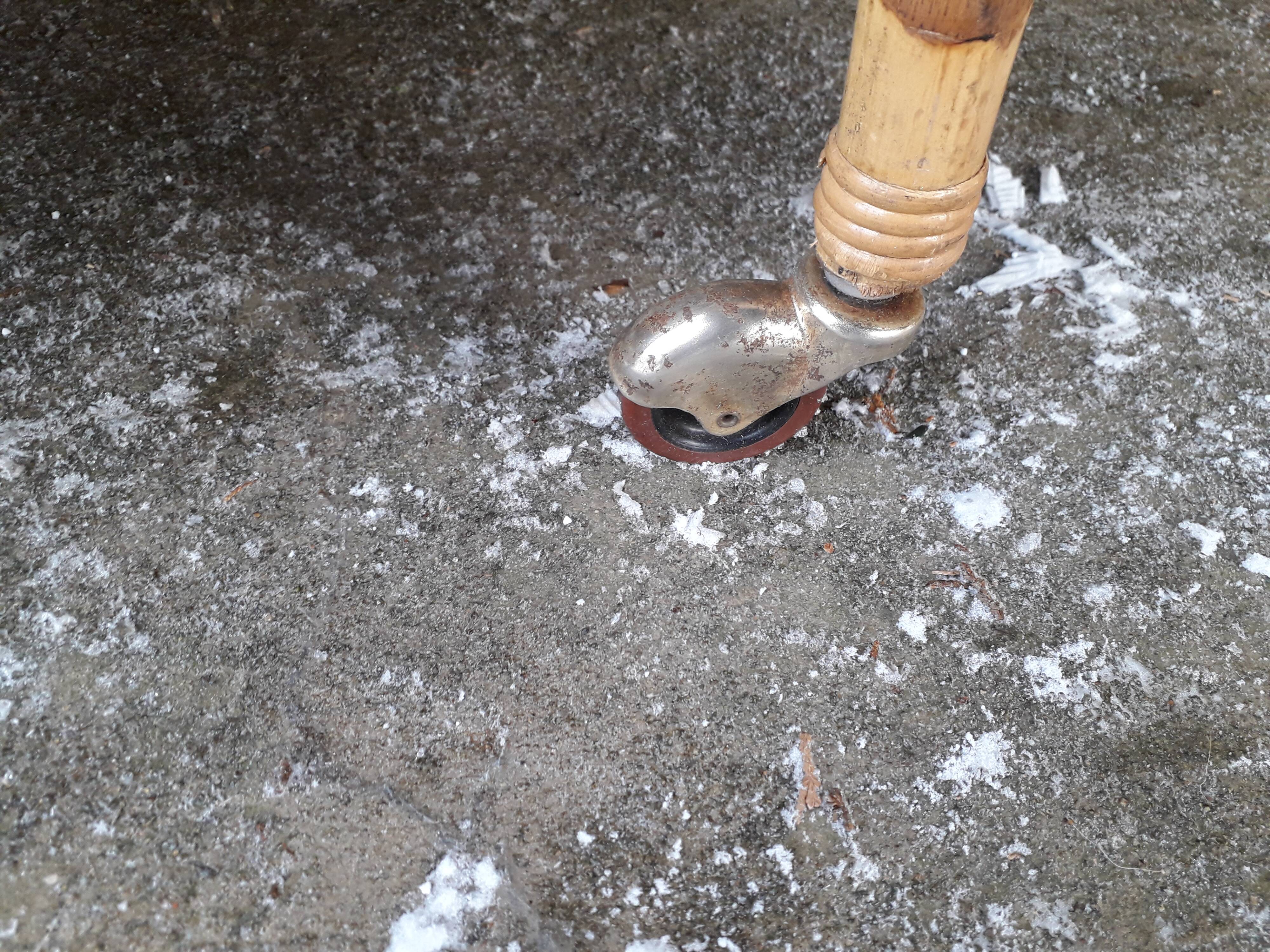 Rattan roller dessert