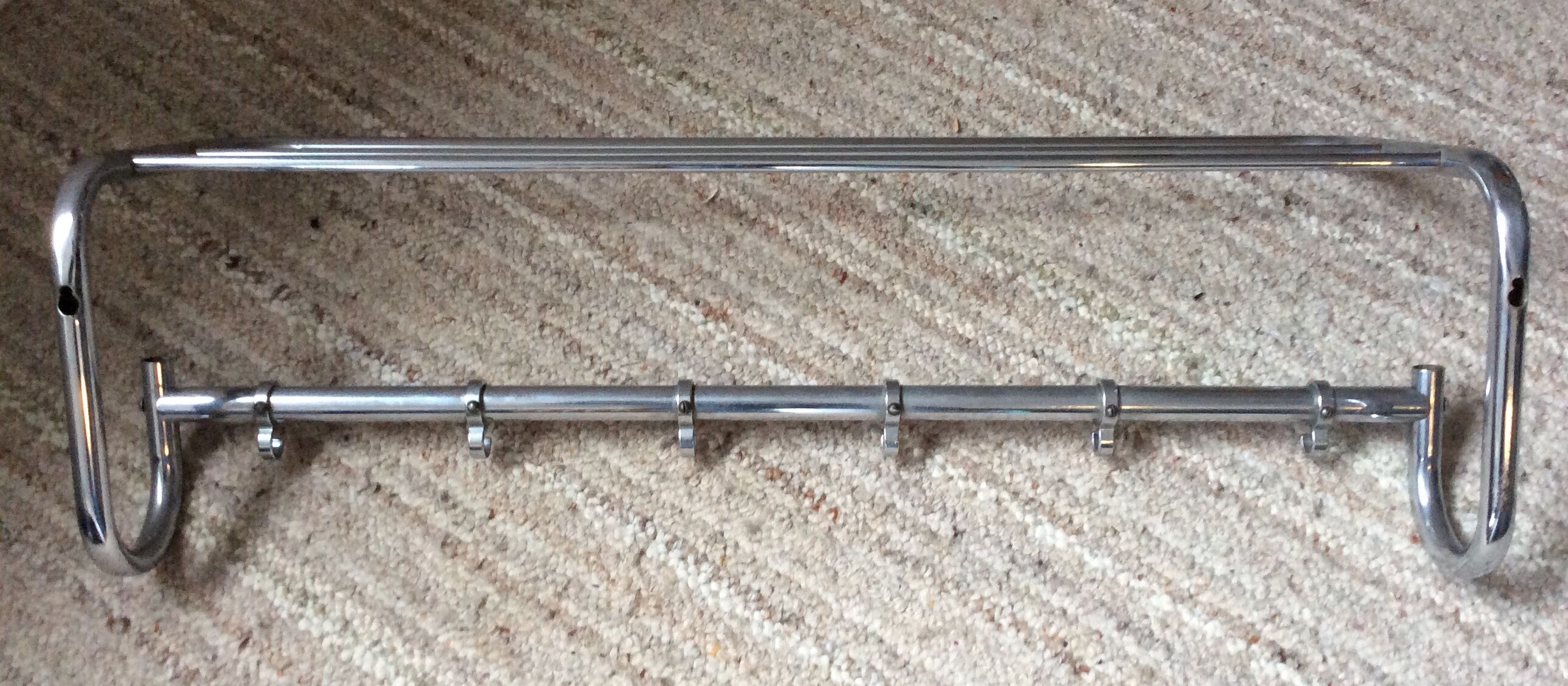 Porte-manteau en inox des années 60