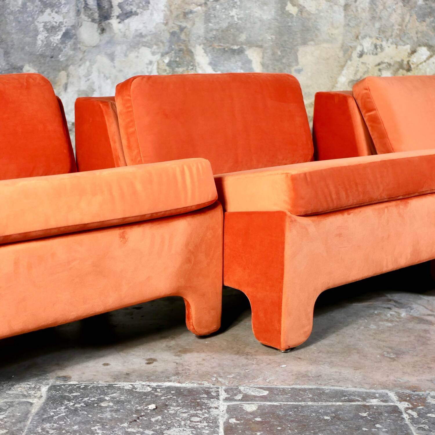 Paire de chauffeuses STEINER pouvant former canapé, 1970s - Ameublement