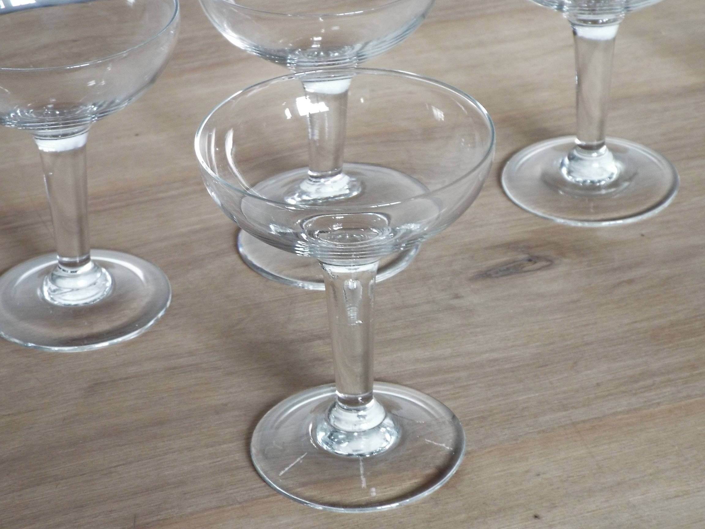 5 bistro champagne glasses