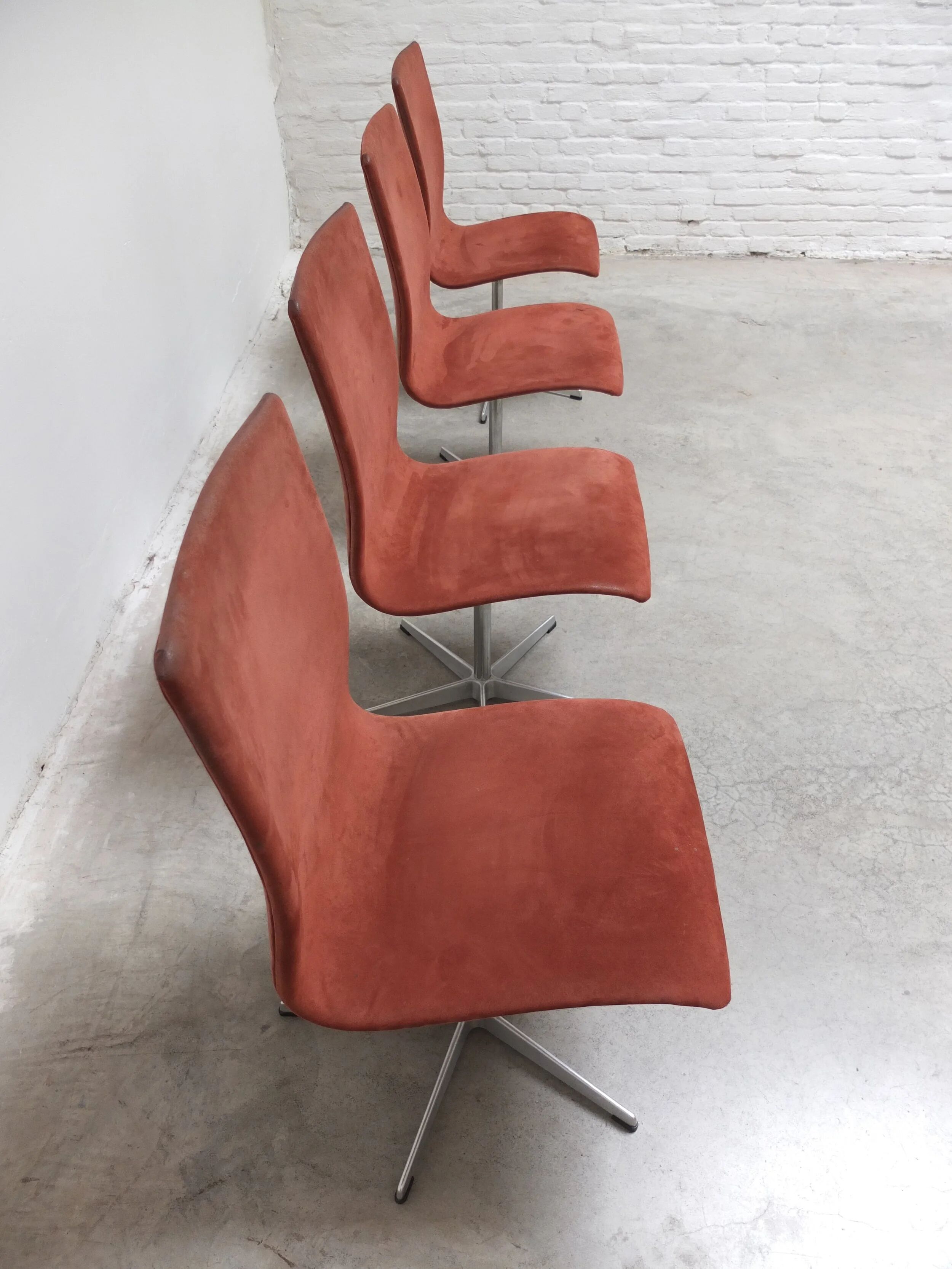 Early set of 4 'Oxford' swivel chairs by Arne Jacobsen for Fritz Hansen, 1966