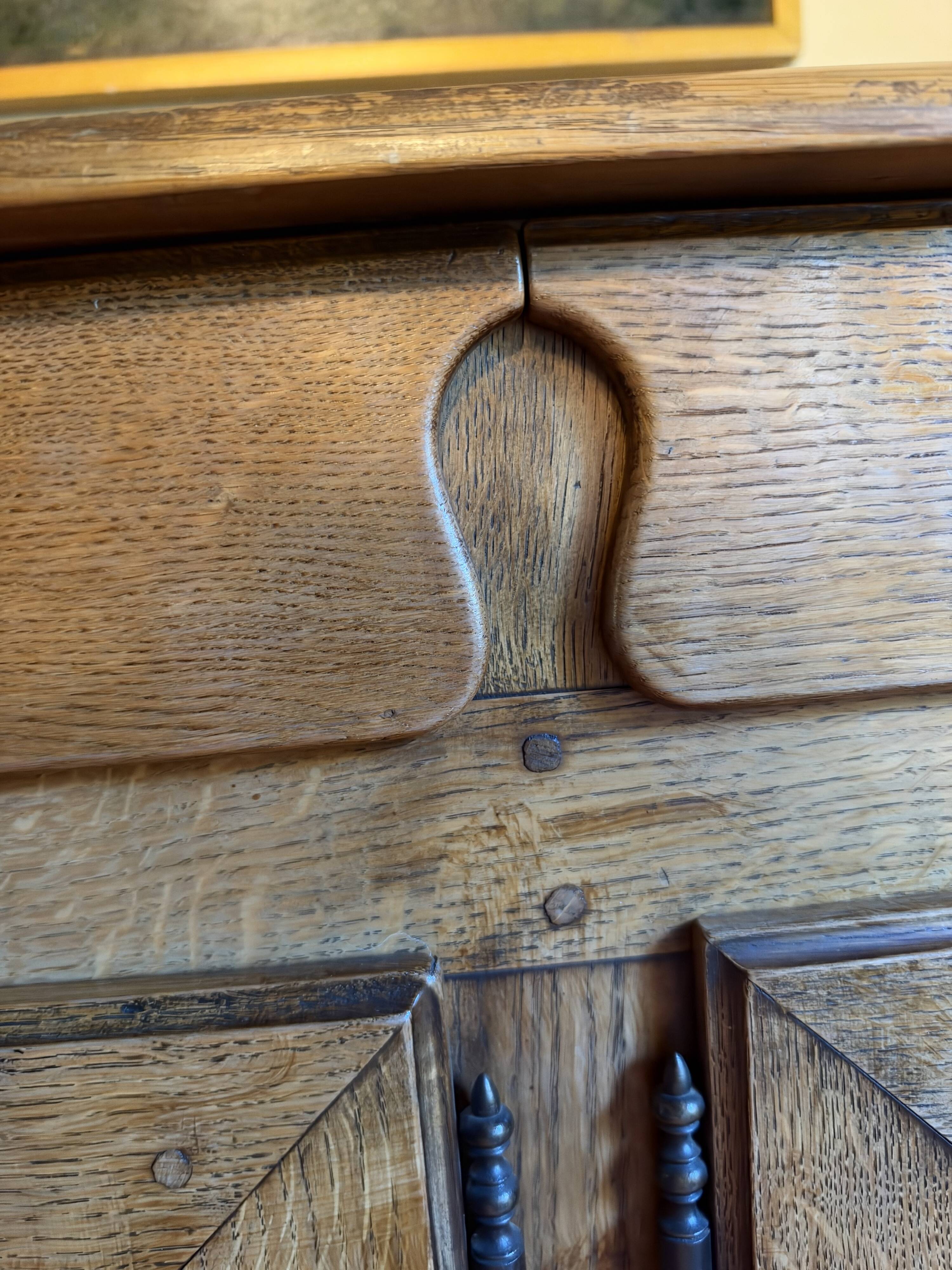 Large oak sideboard, 4 doors and 4 drawers – 233 cm