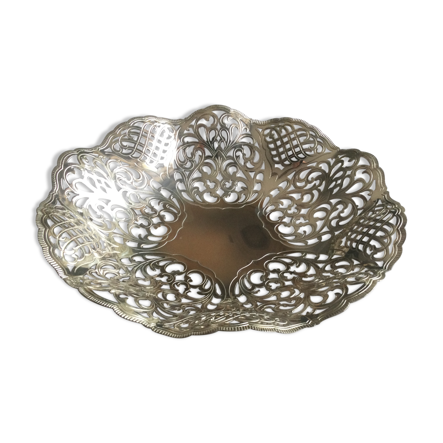 Silver metal bread basket