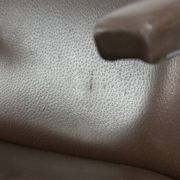 Chaise pivotante en cuir marron italien du milieu du siècle
