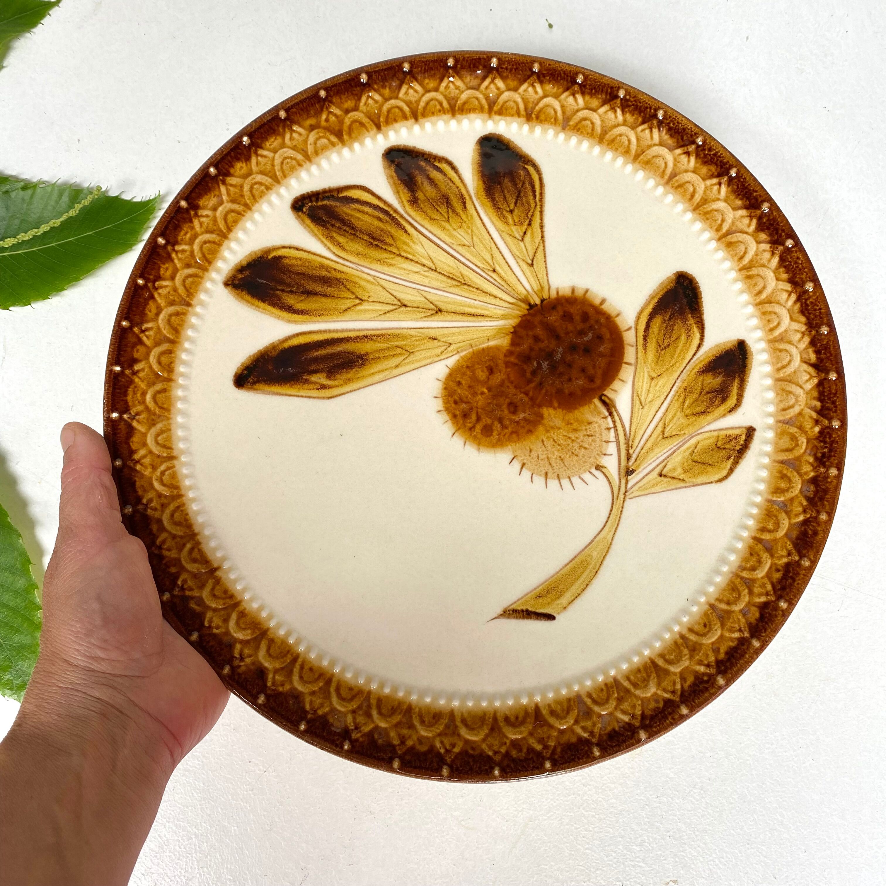 Vintage footed pie dish