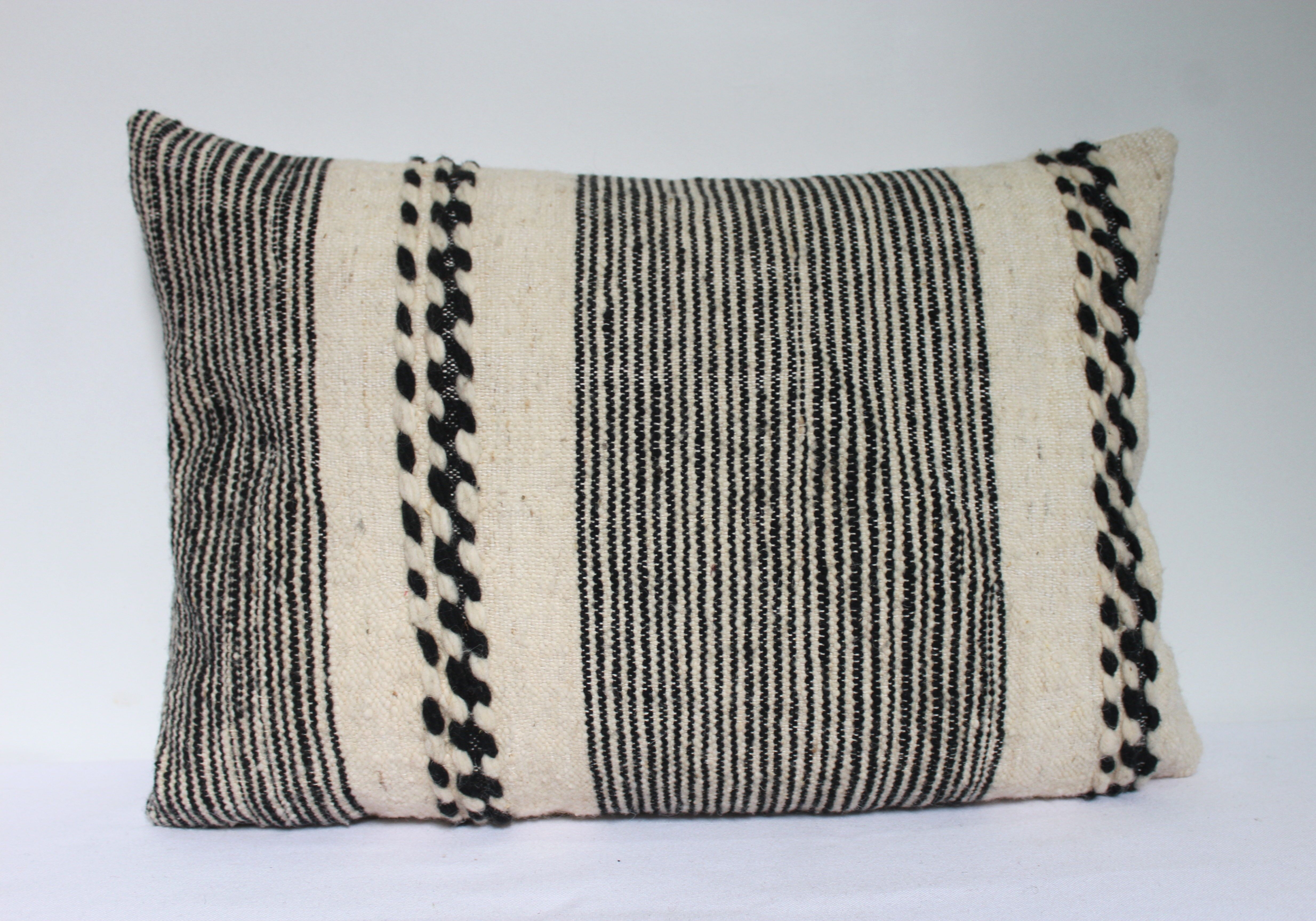 Berber zanfi cushion cover