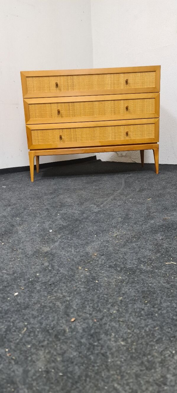 Vintage chest of drawers
