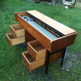 Table bureau console vintage en chêne à piétement en tube de métal carré (machine à tricoter)
