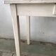 Table blanche en bois