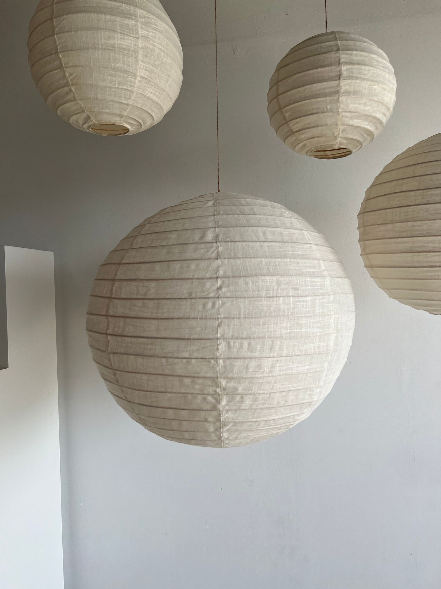 Hanging lamp in rattan and round japanese natural linen d:50