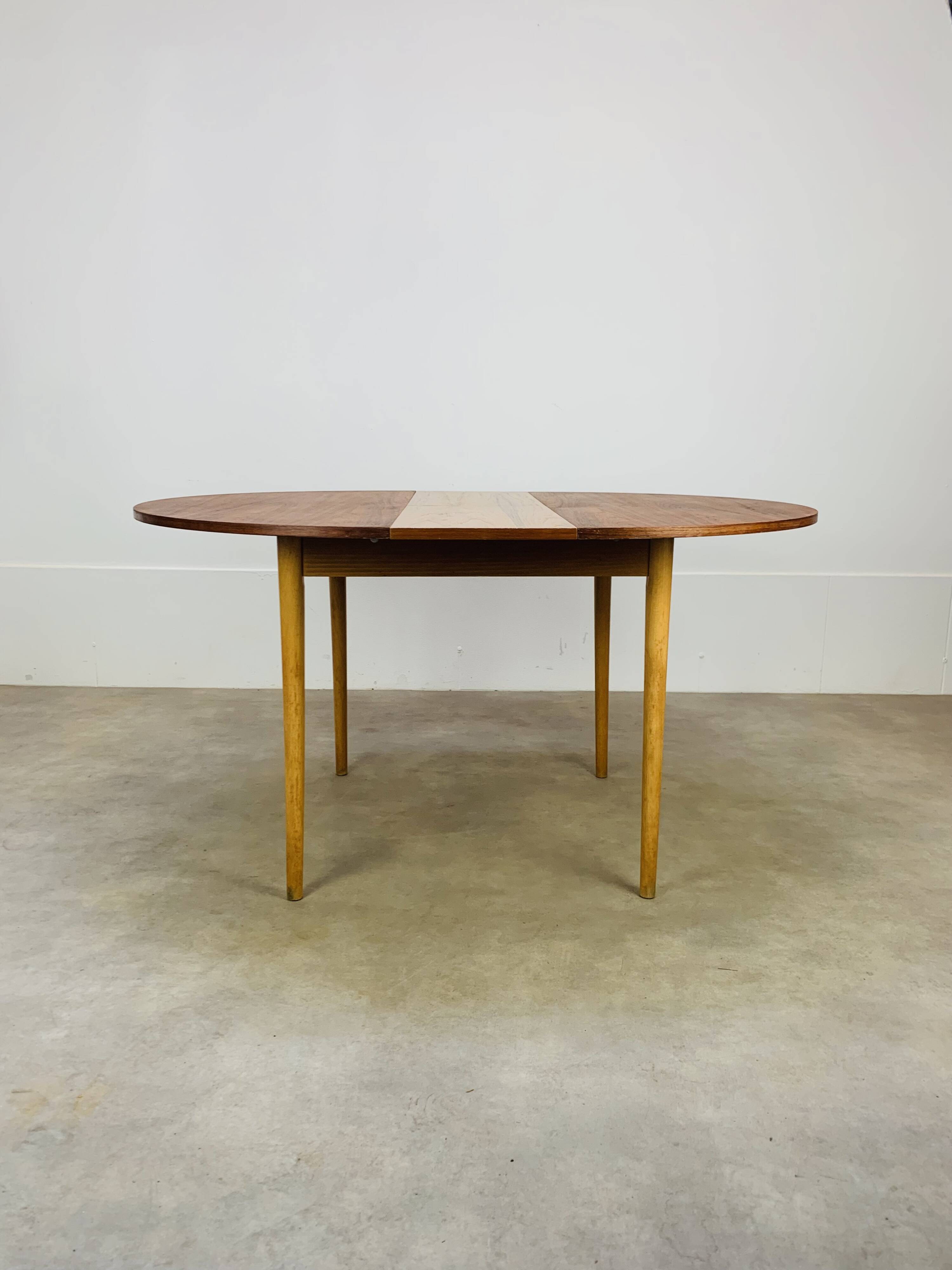 Round extendable Scandinavian table, teak, 1960s