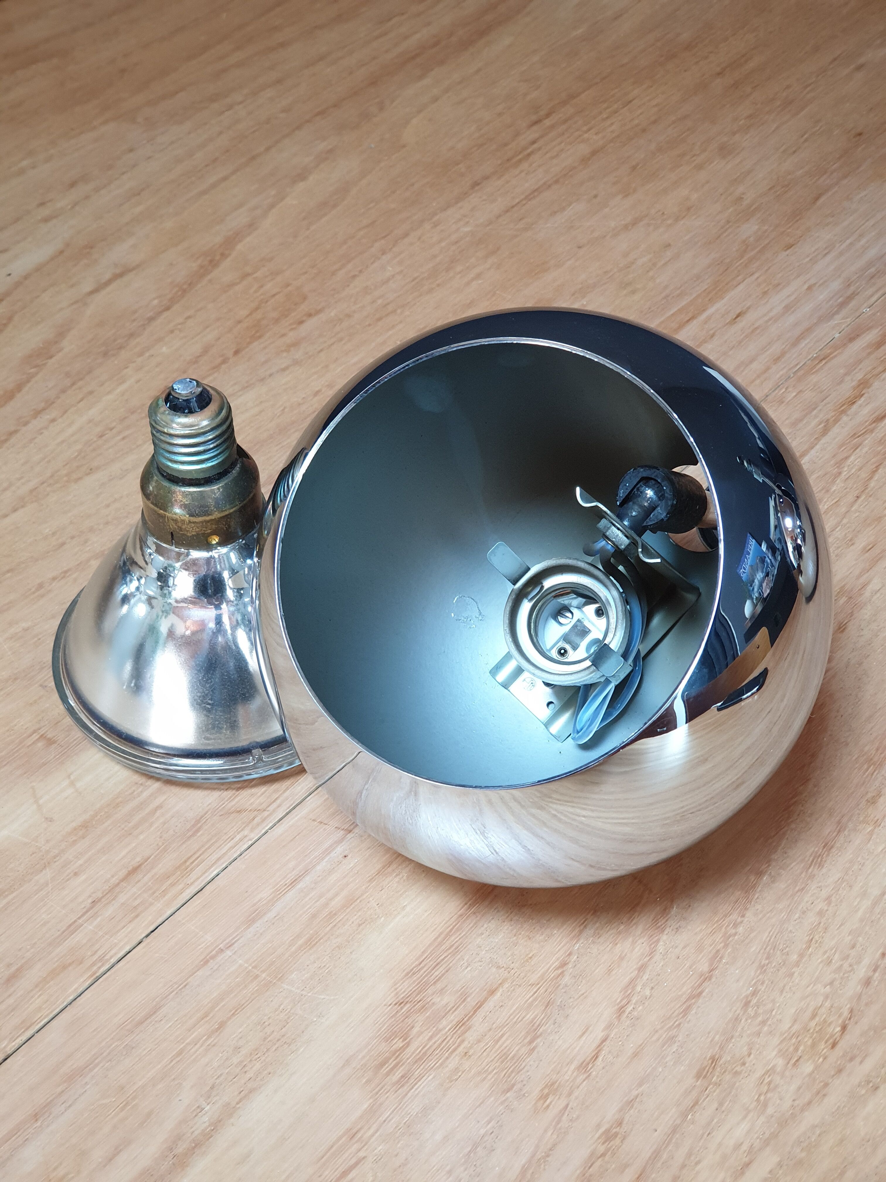 Vintage chrome spots