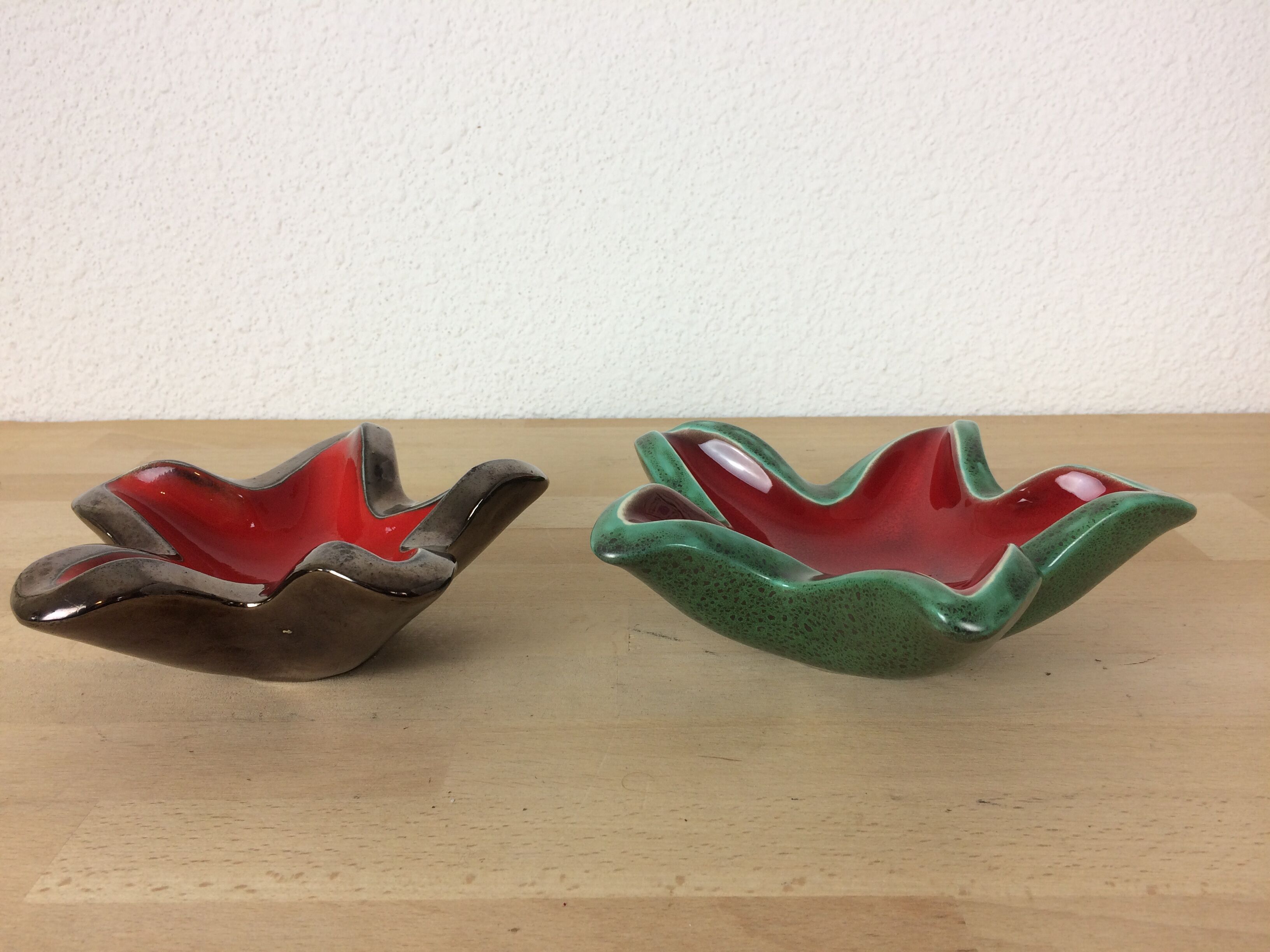 Pair of empty Elchinger pockets, ceramic starfish, 1950s