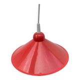 Red metal suspension