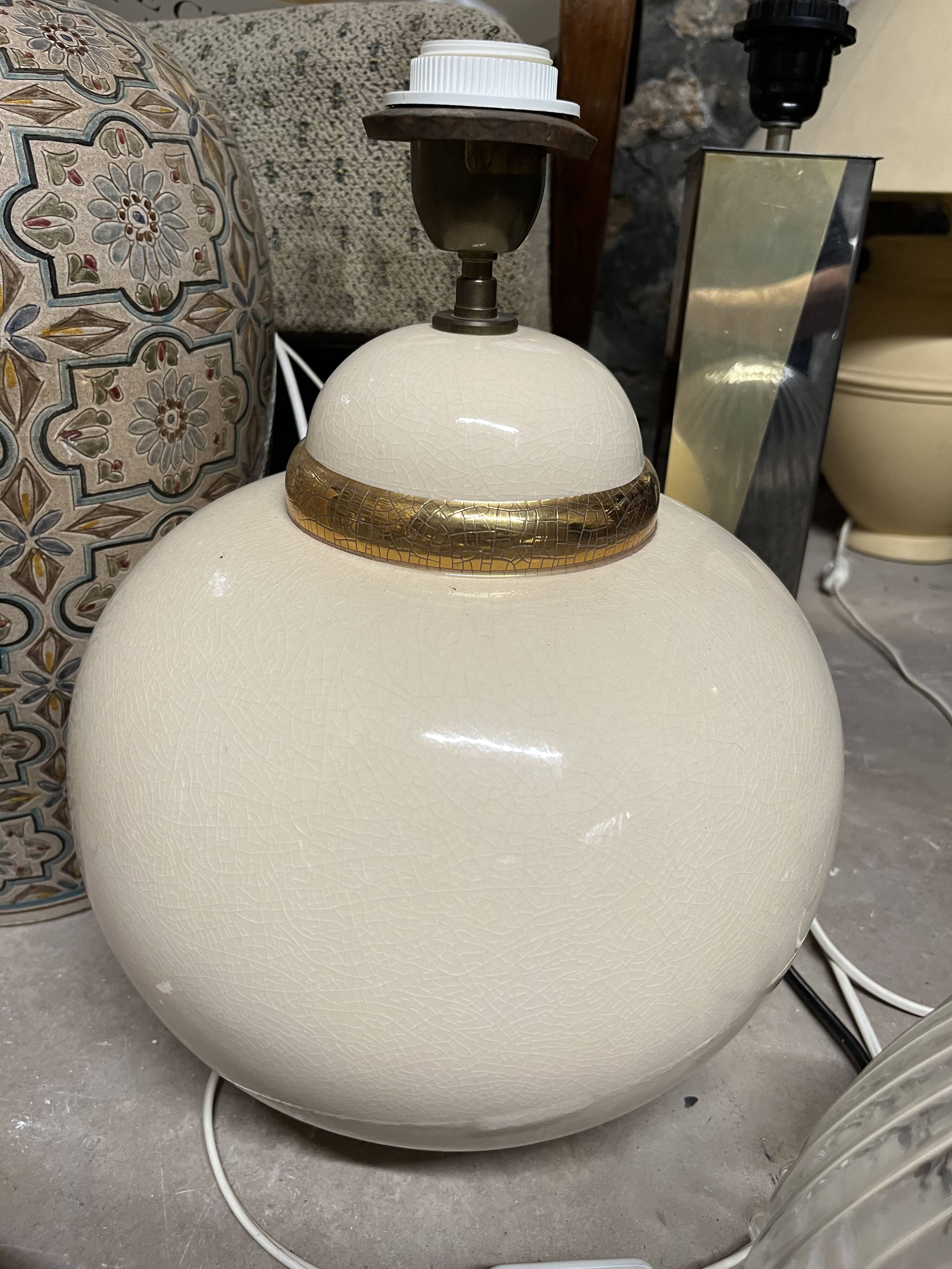 Foot ceramic lamp white beige golden