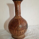 Ancien vase ethnique