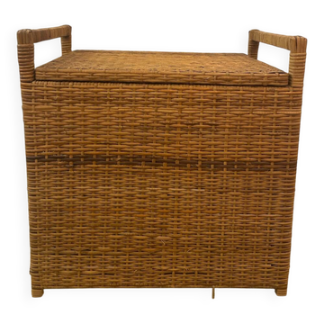 Rattan bench chest