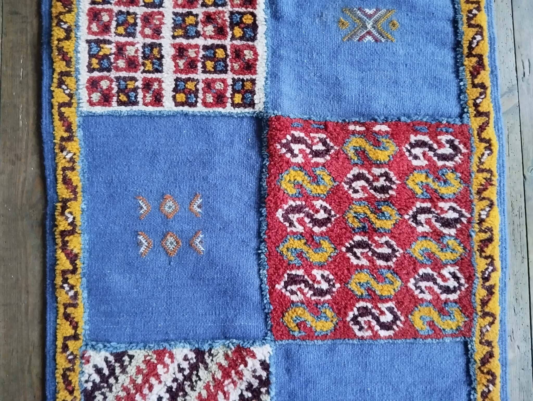 Handmade Berber Kilim Taznakht 108x70cm