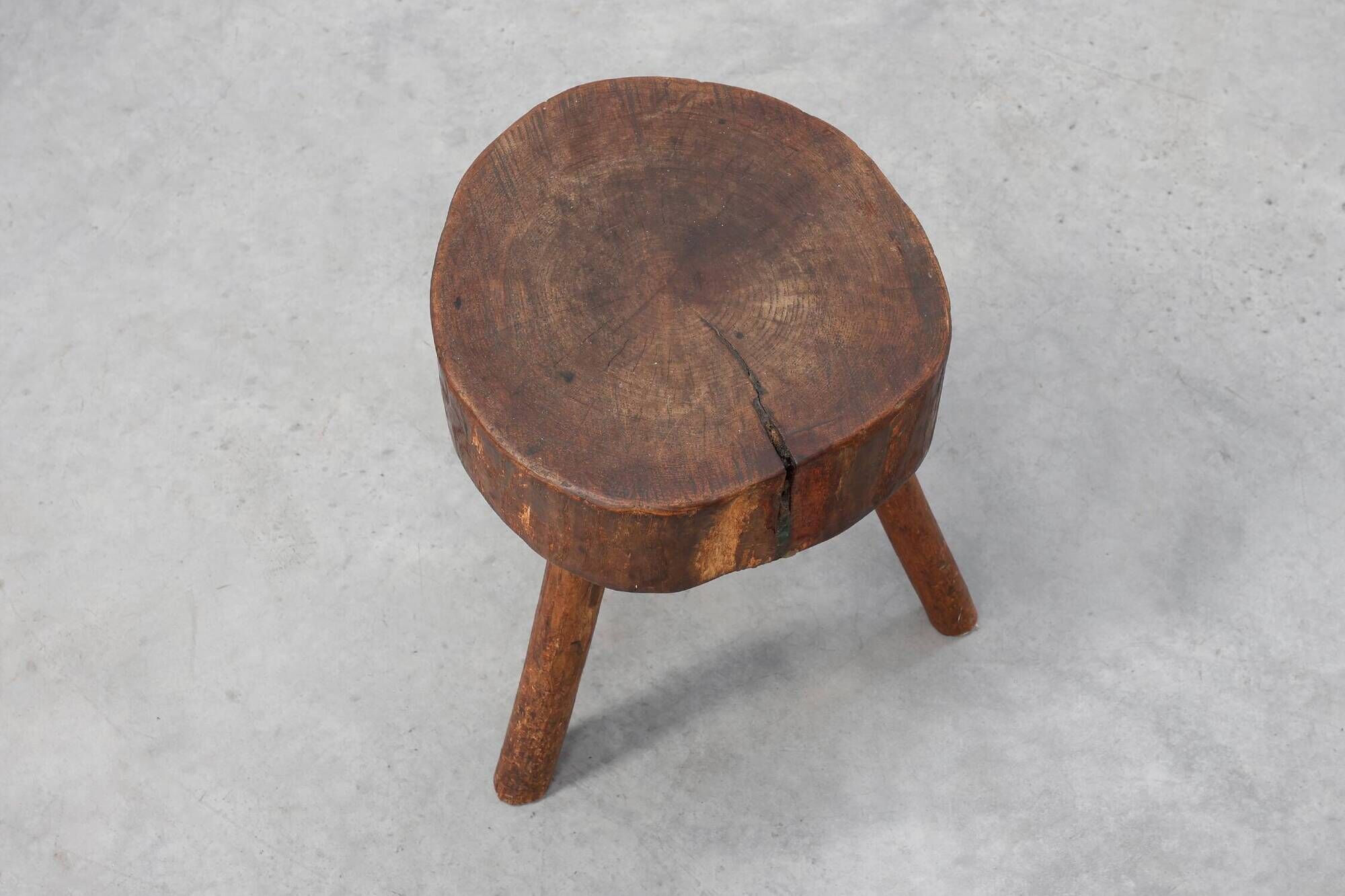 Rustic Oak Tripod Stool with Chunky Round Wooden Seat, France, circa 1920