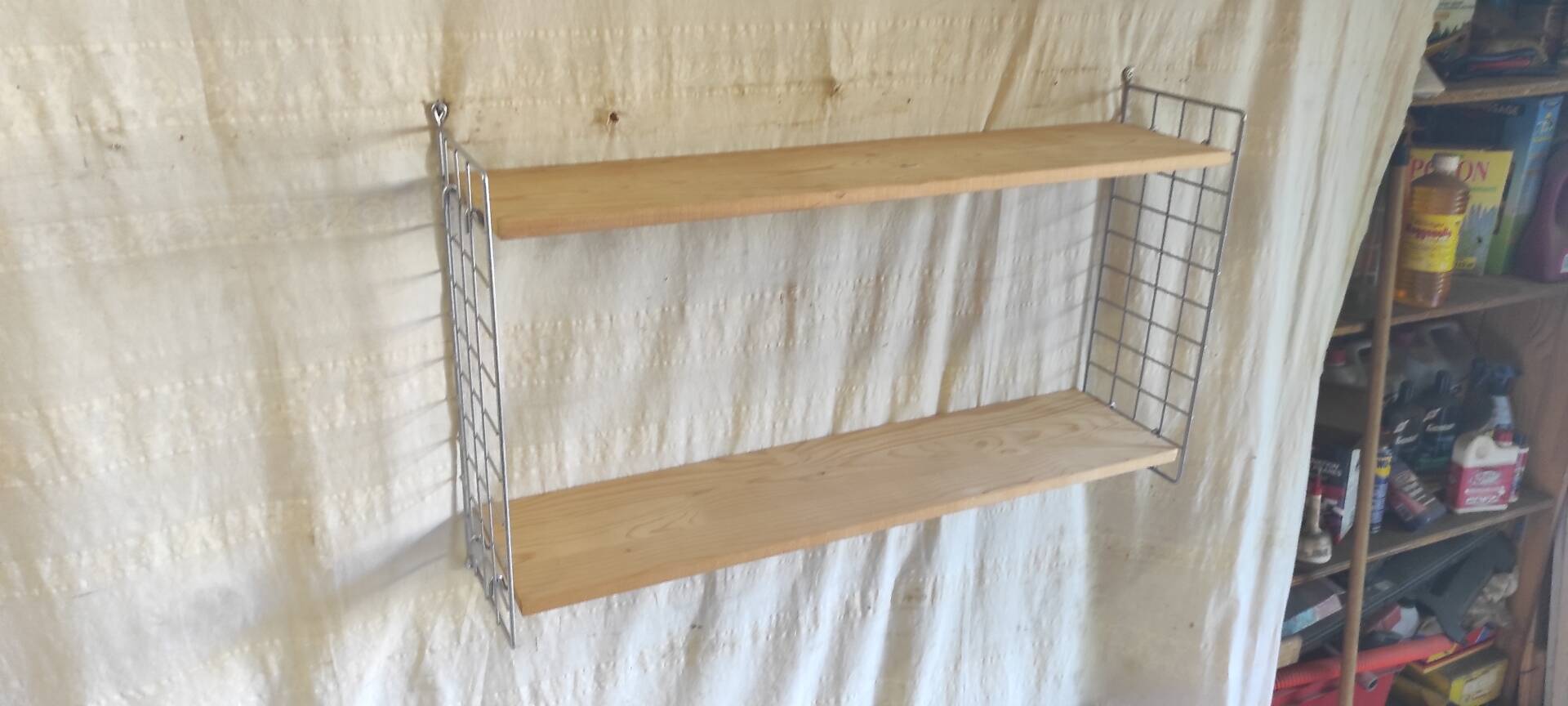 Étagère murale style String en métal et bois - mid.XXeme