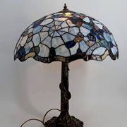 Important Art Nouveau table lamp – Tiffany style, circa 1980
