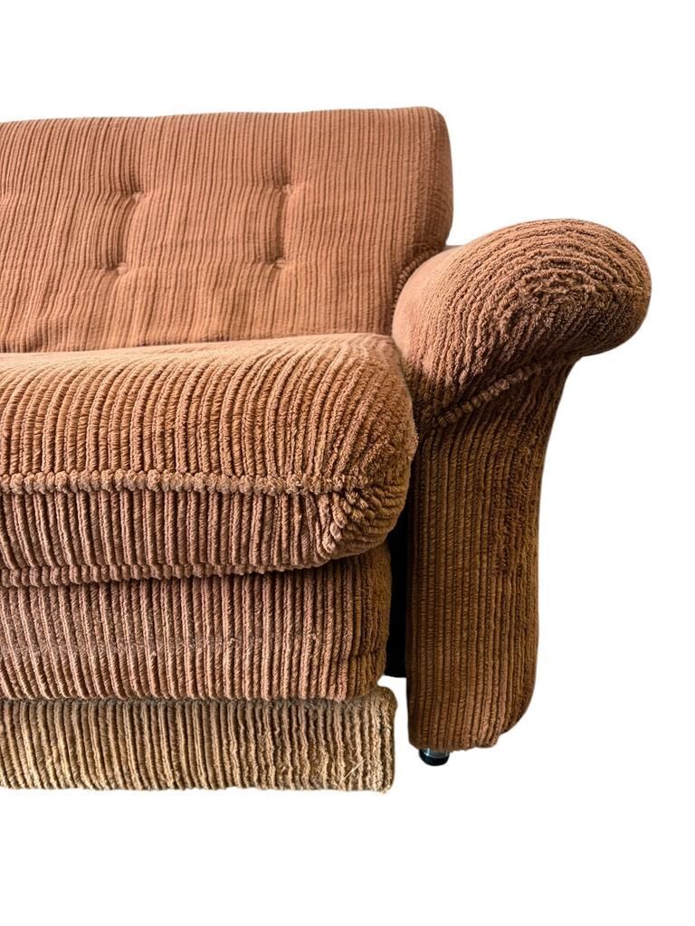 Vintage brown ribbed two-seater canapé / daybed / sofa