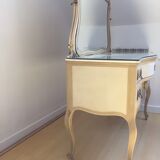 Dressing table ant stool