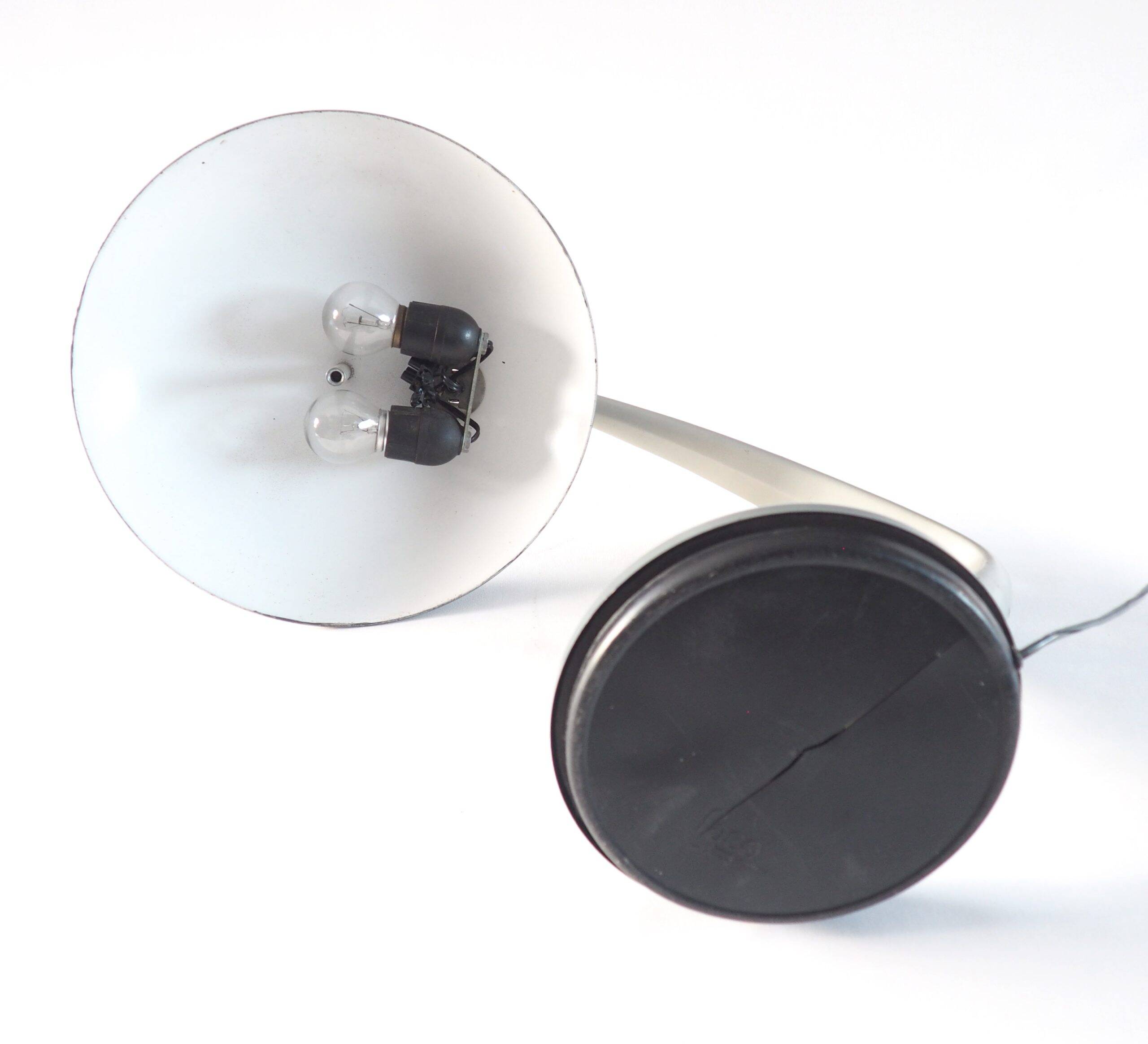 Fase boomerang grey lamp