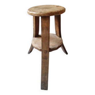 Tabouret tripode brutaliste