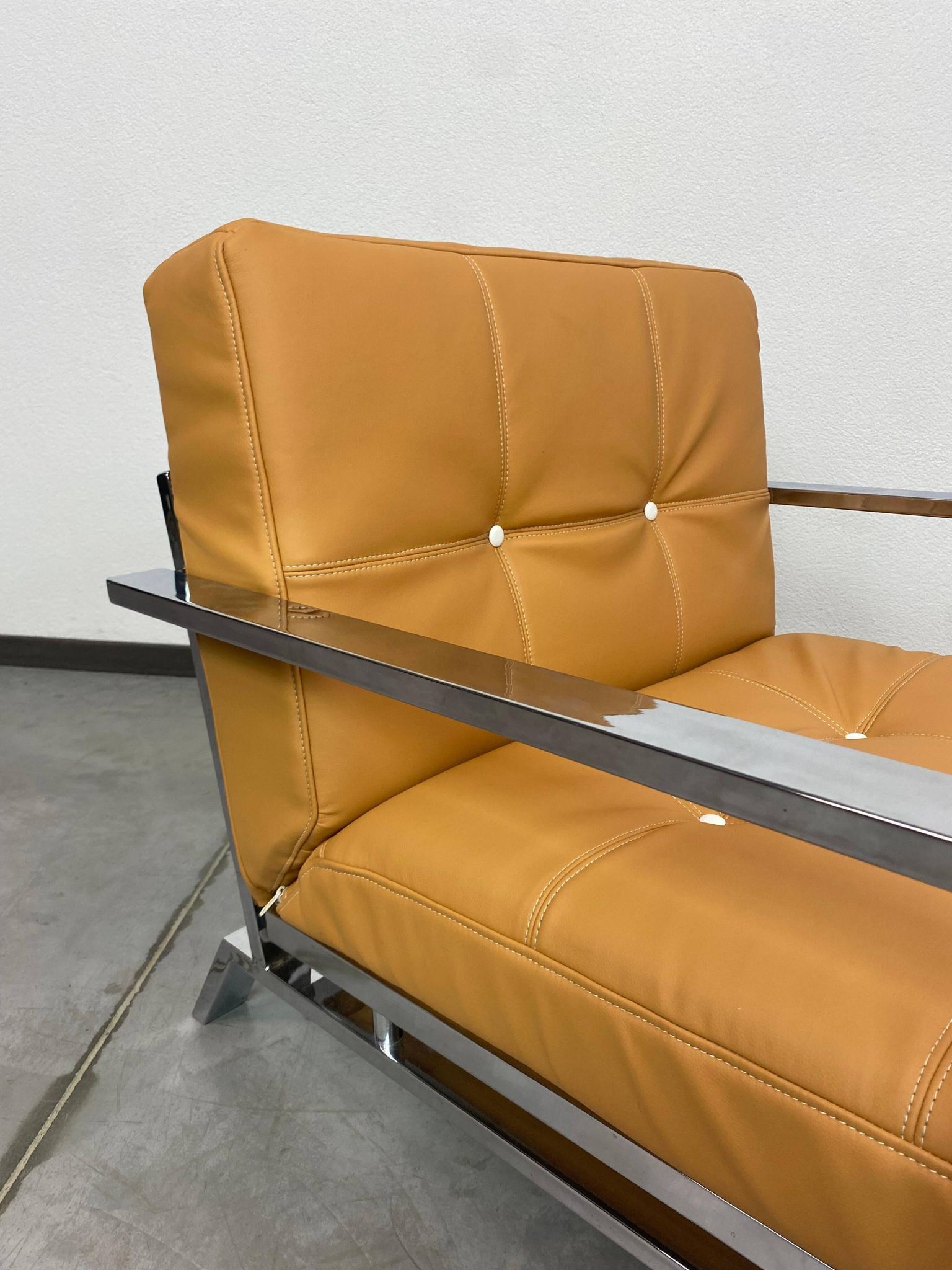 Mid-century design lounge chair - Beige studio