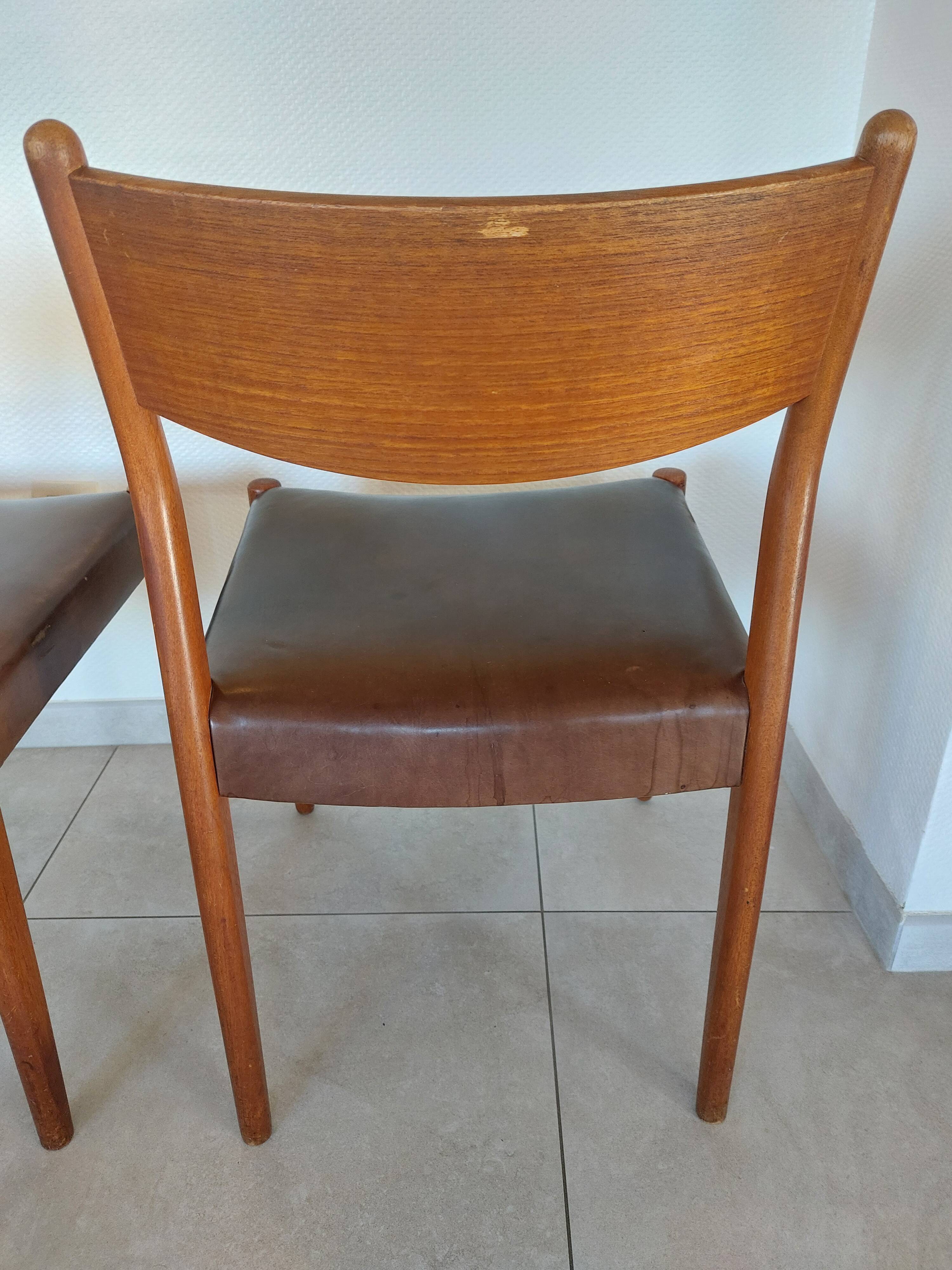 2 Fristho Franeker chairs, Scandinavian, teak and leather.