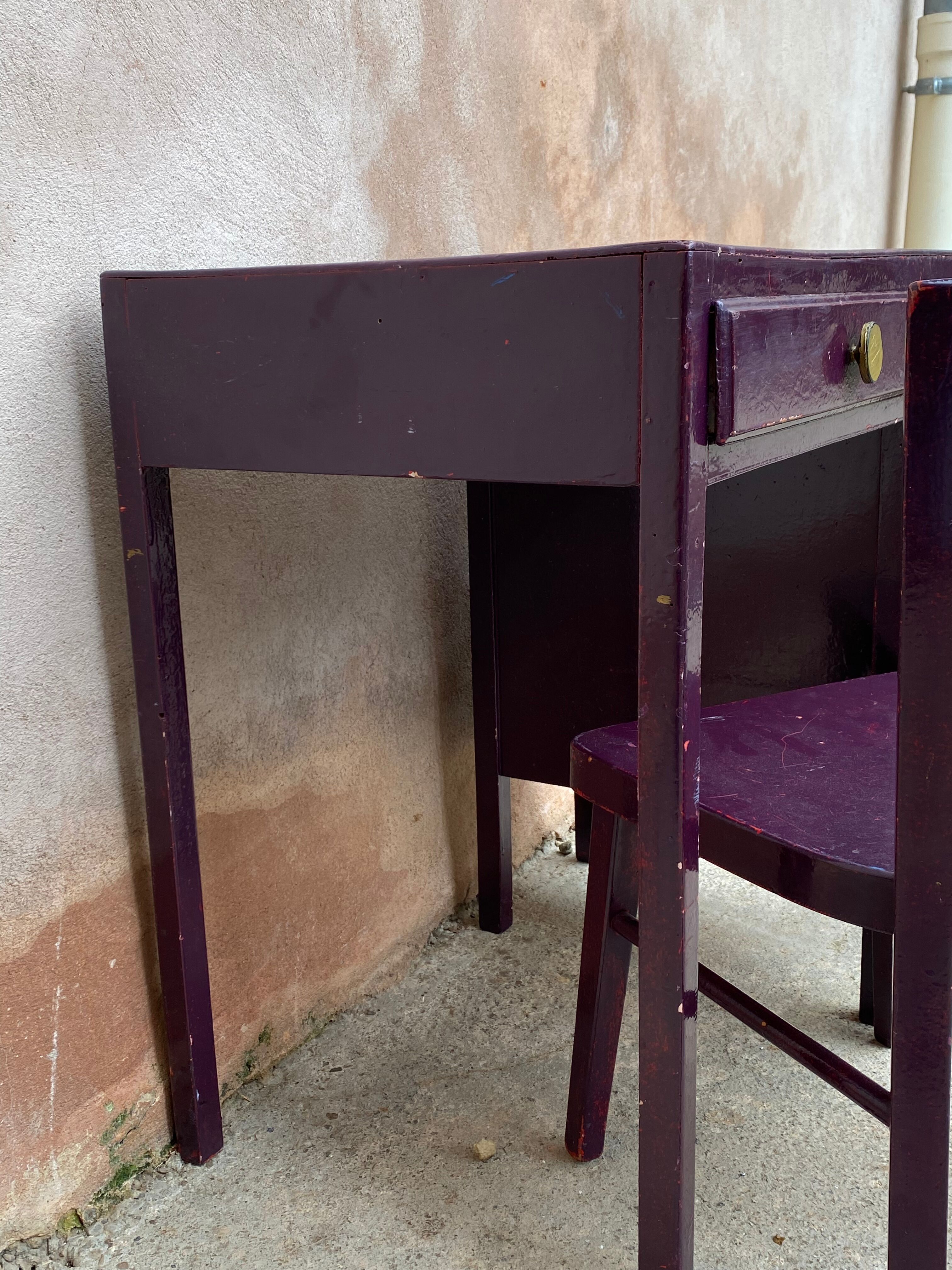 Children's desk and chair