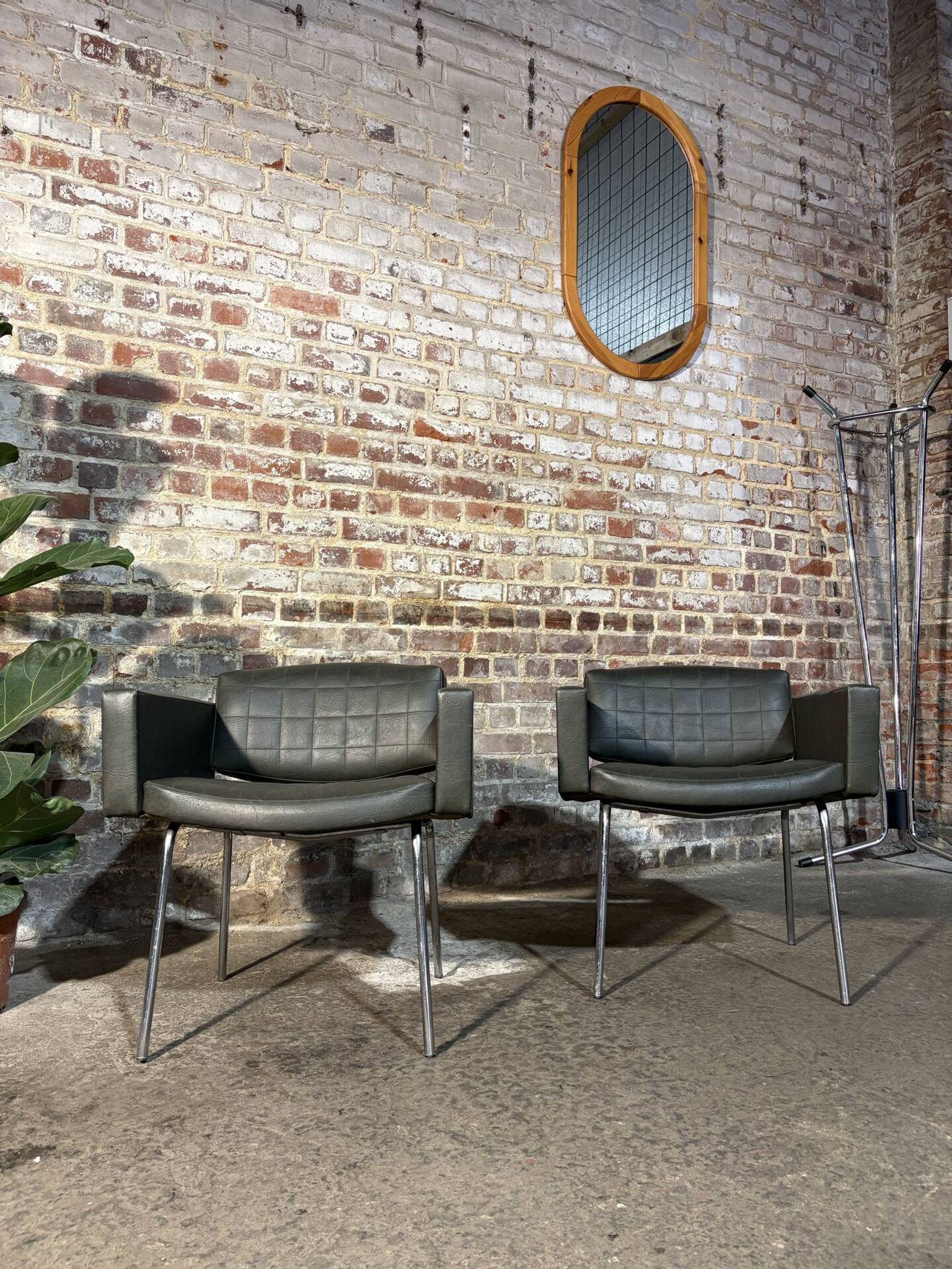 Pair of armchairs by Pierre Guariche, Meurop.