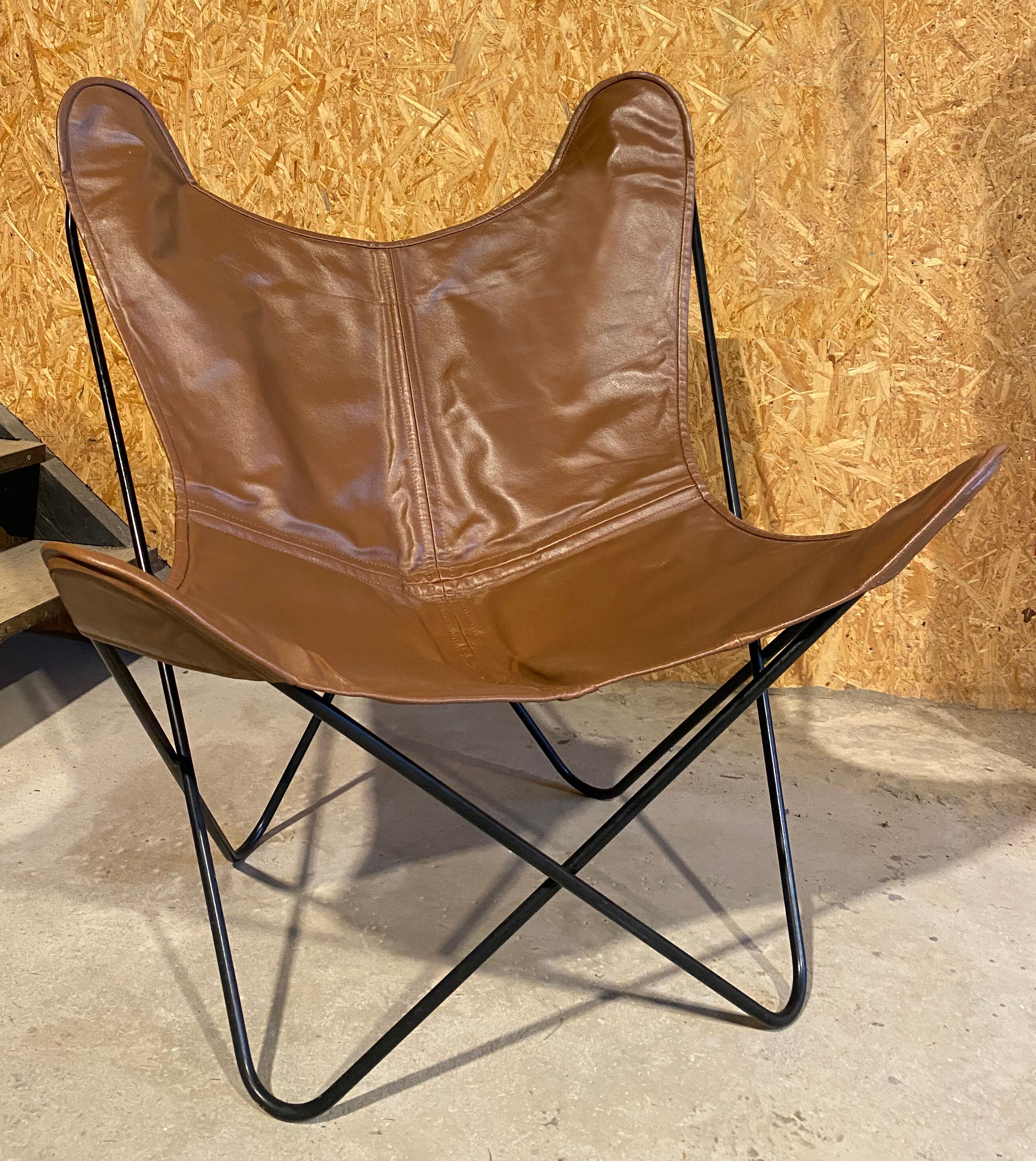Armchair bkf leather brown