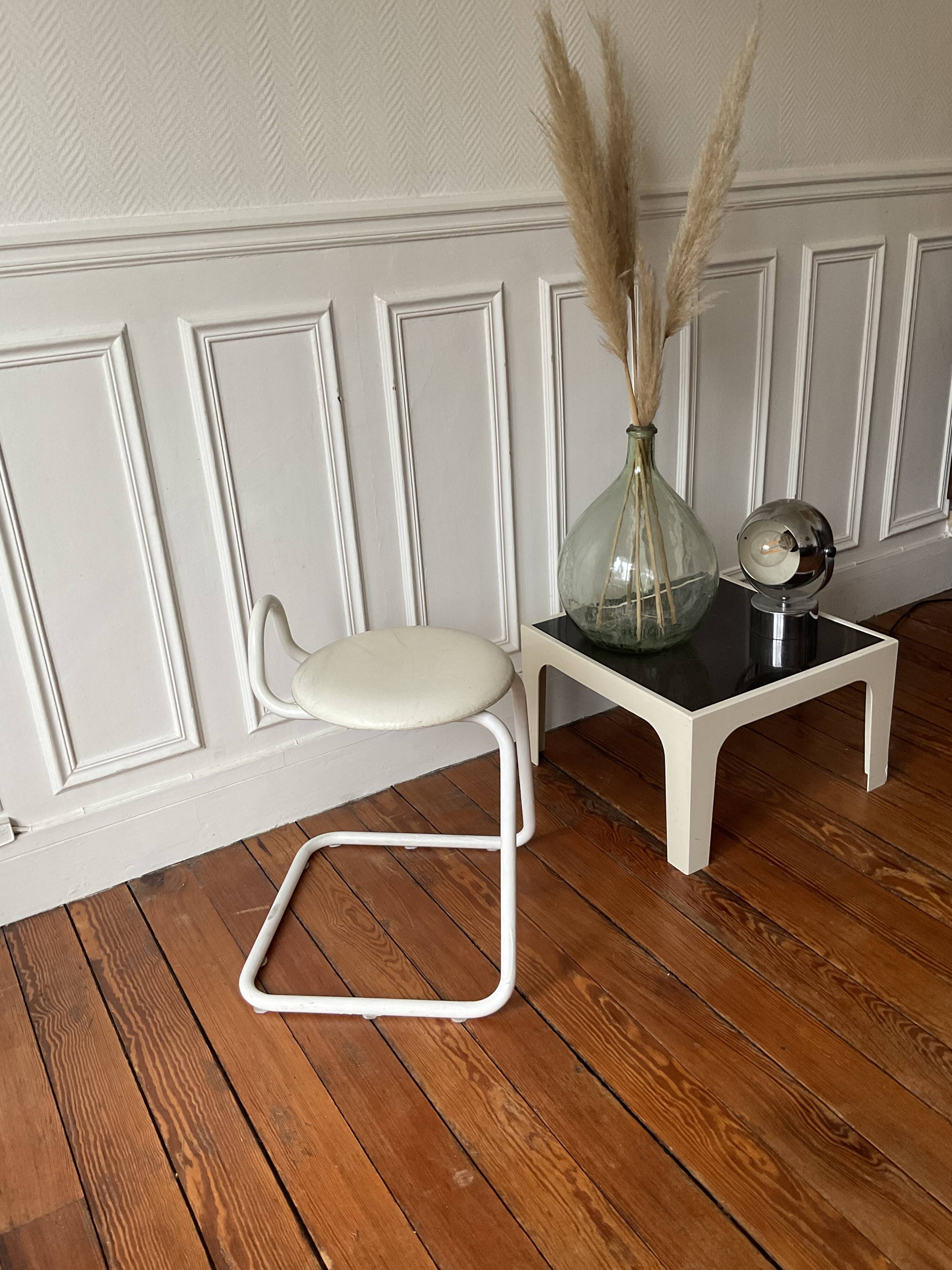Chaise design