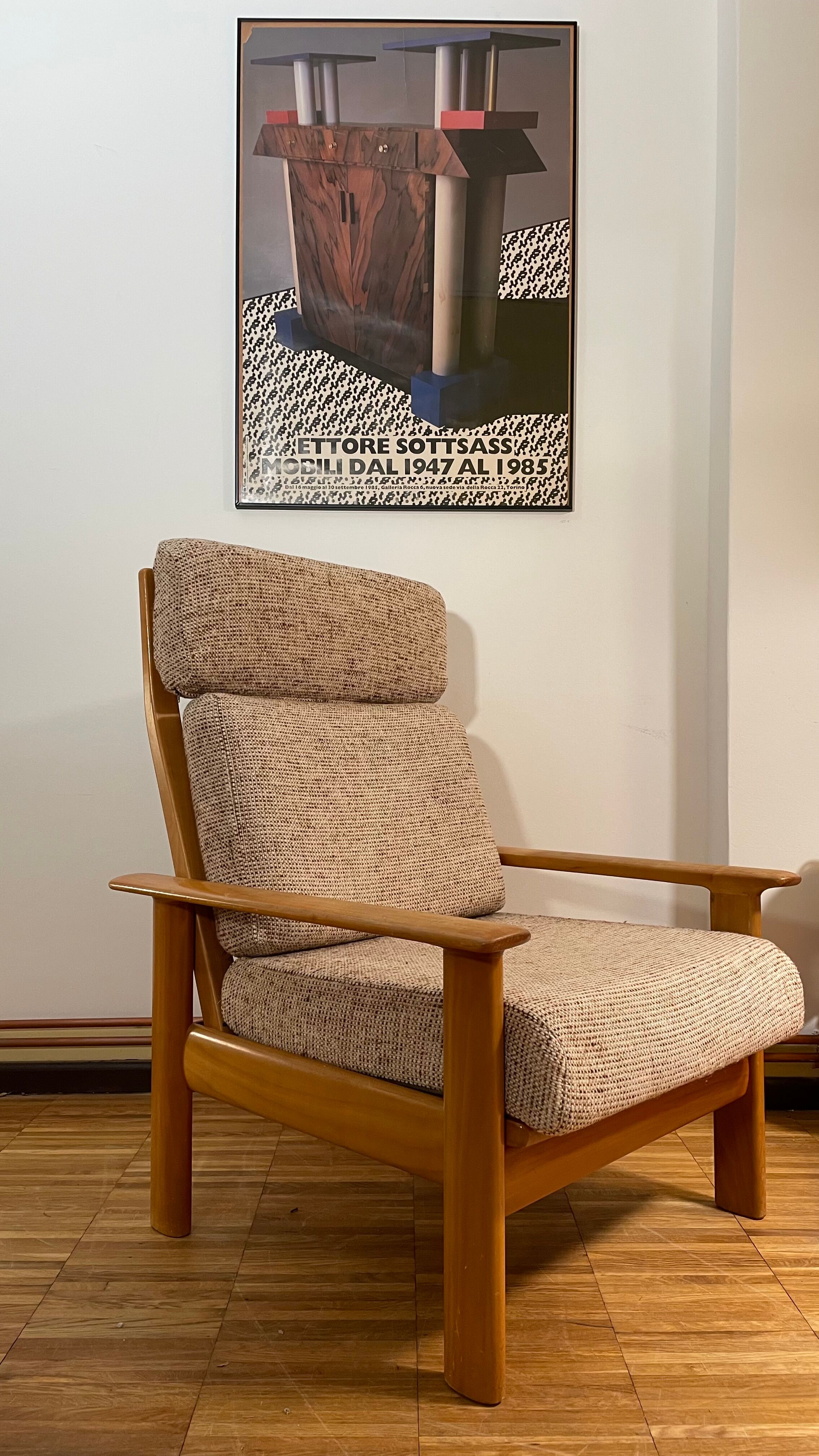 Relax armchair Scandinavian style chaise longue in wood and wool