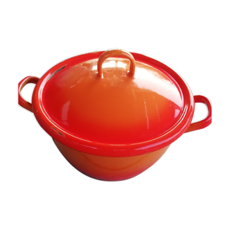 Enamelled sheet metal cocotte