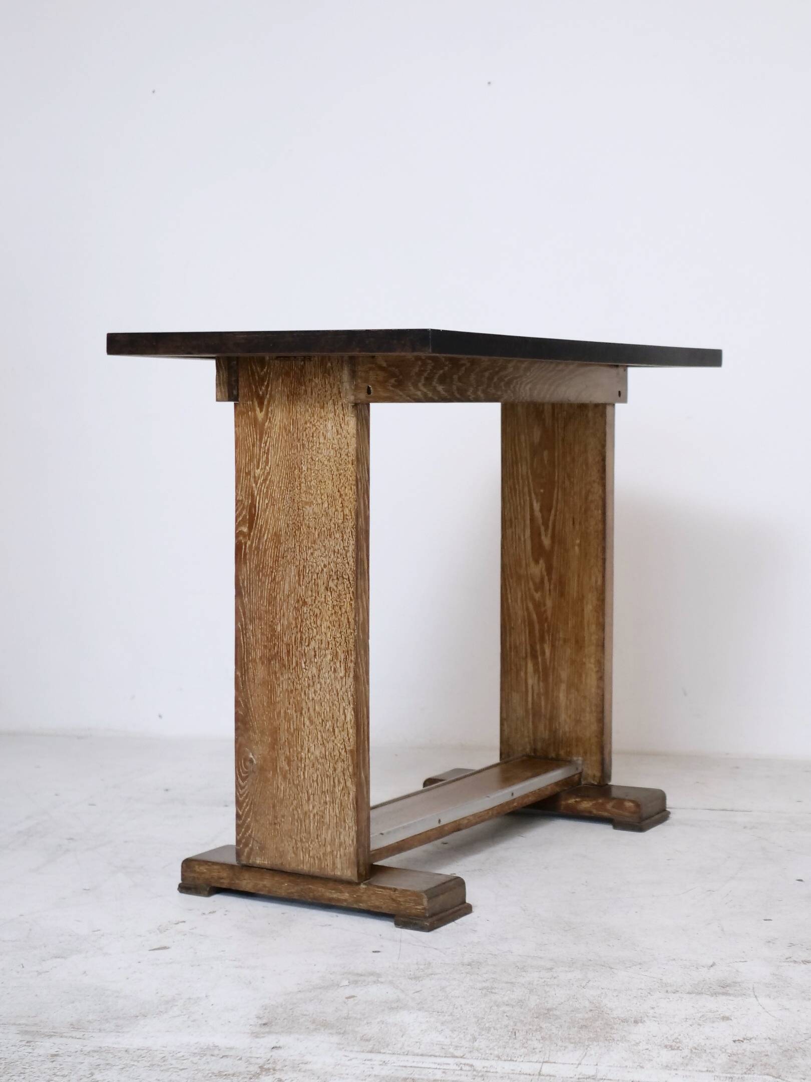 Art Deco modernist side table, 1930s